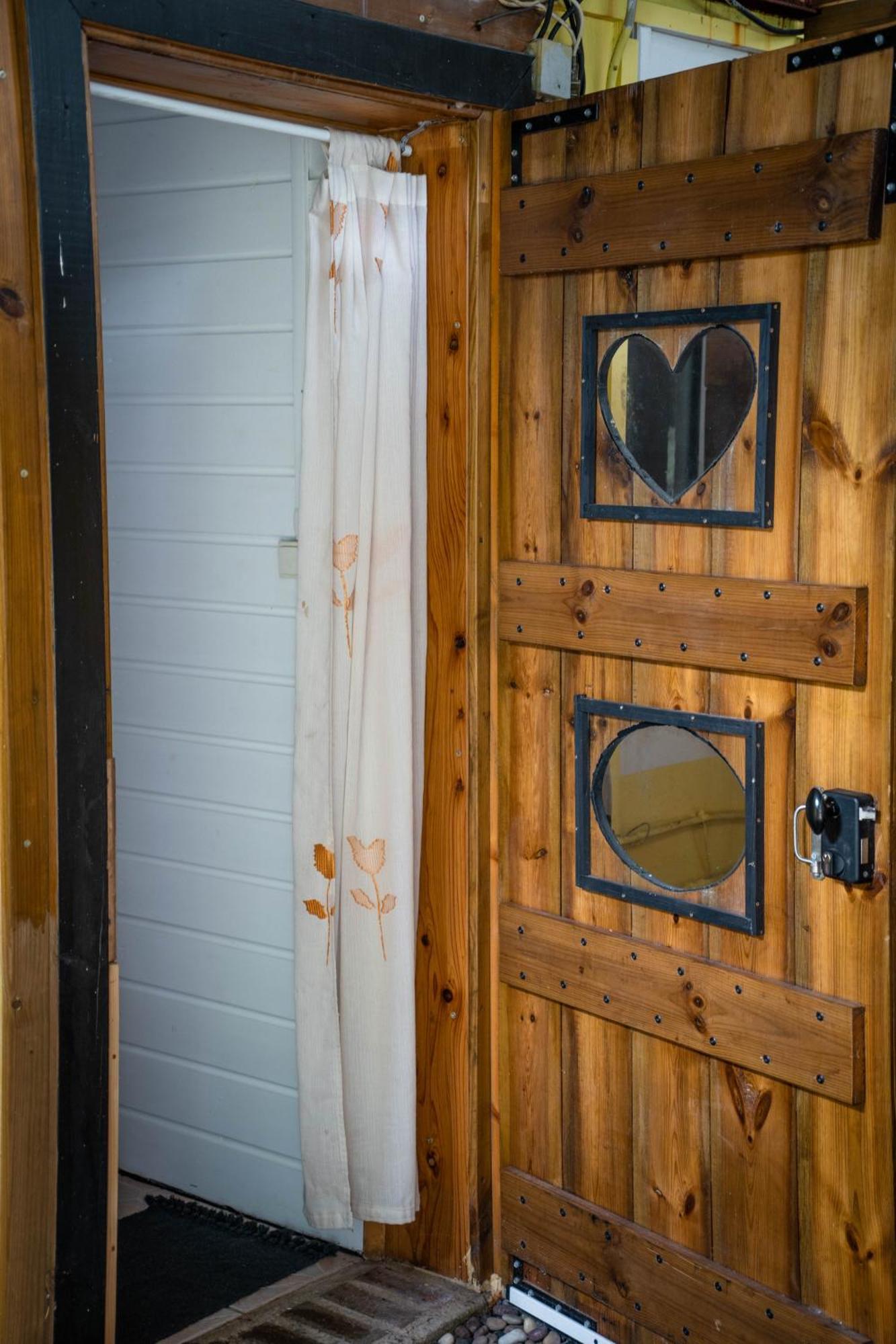 Les Hebergements Au Dy-Na Petite Île Extérieur photo